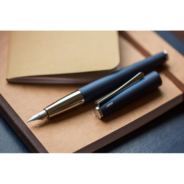 Lapicera Pluma Lamy Studio Blue - Medium